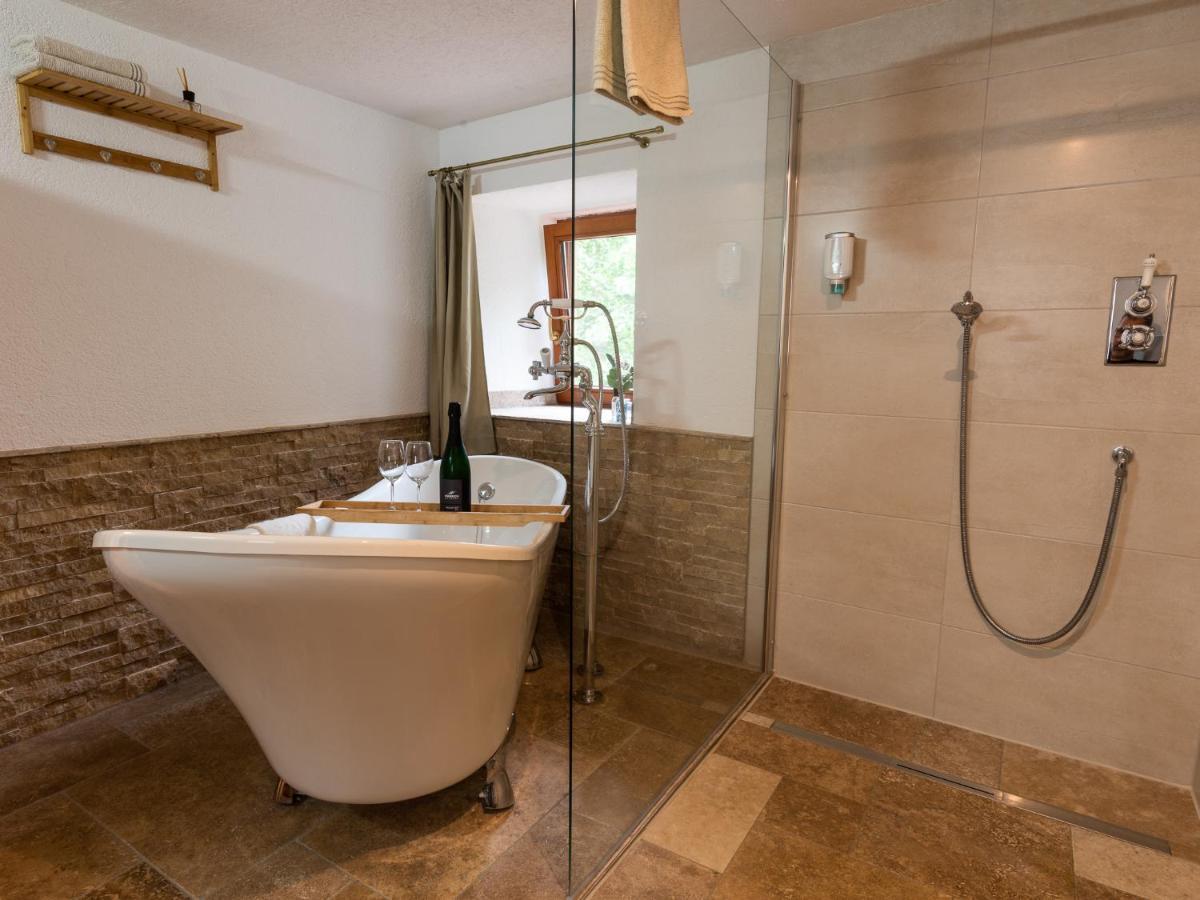 Wohnen Auf Der Ritterburg Villa Haßmersheim Exteriör bild